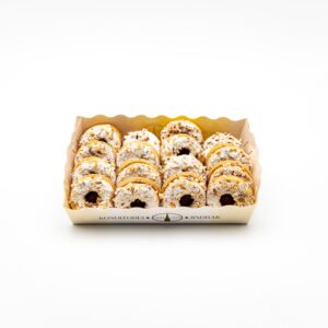 Brasilianerli von Konditorei Jindrak – handgemachtes Haselnussgebäck mit Ribiselmarmelade und Zimt