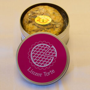 Linzer Torte in the gift tin