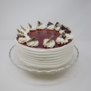 „Mohntorte von Konditorei Jindrak – Torte mit Mohnboden, Topfencreme und Himbeerfruchtspiegel